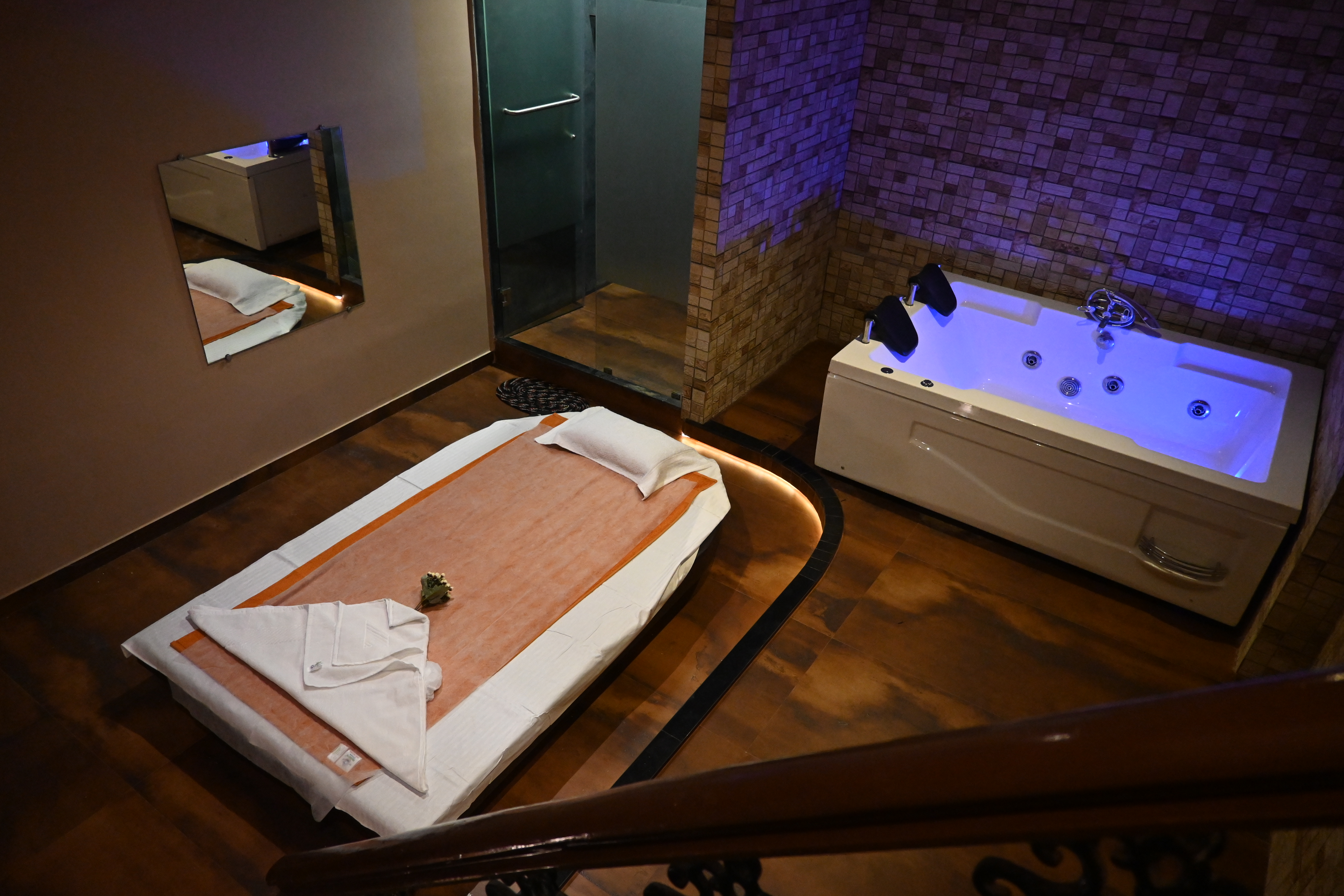 spa in Sanpada, Navi Mumbai