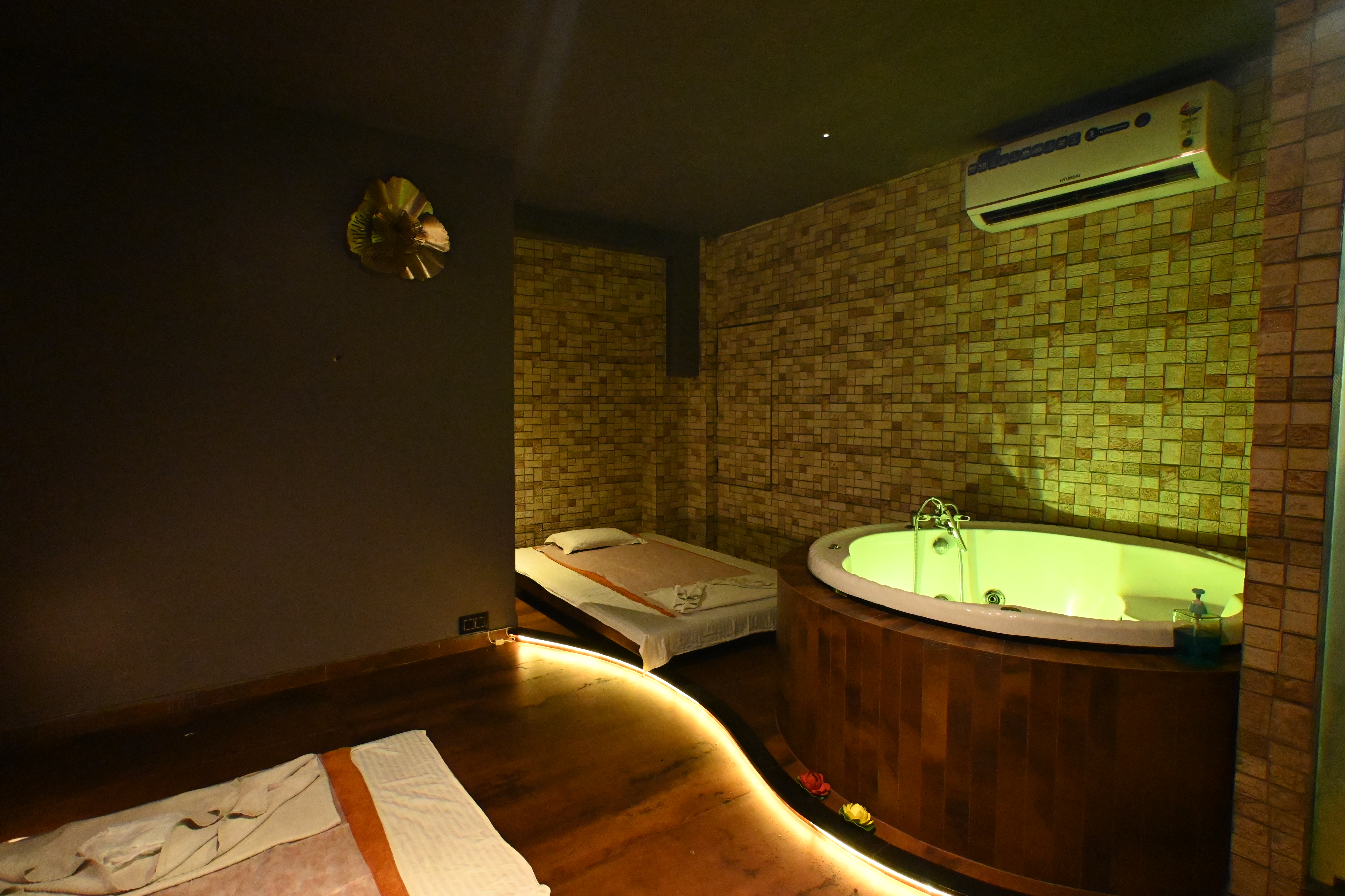 spa in Sanpada, Navi Mumbai